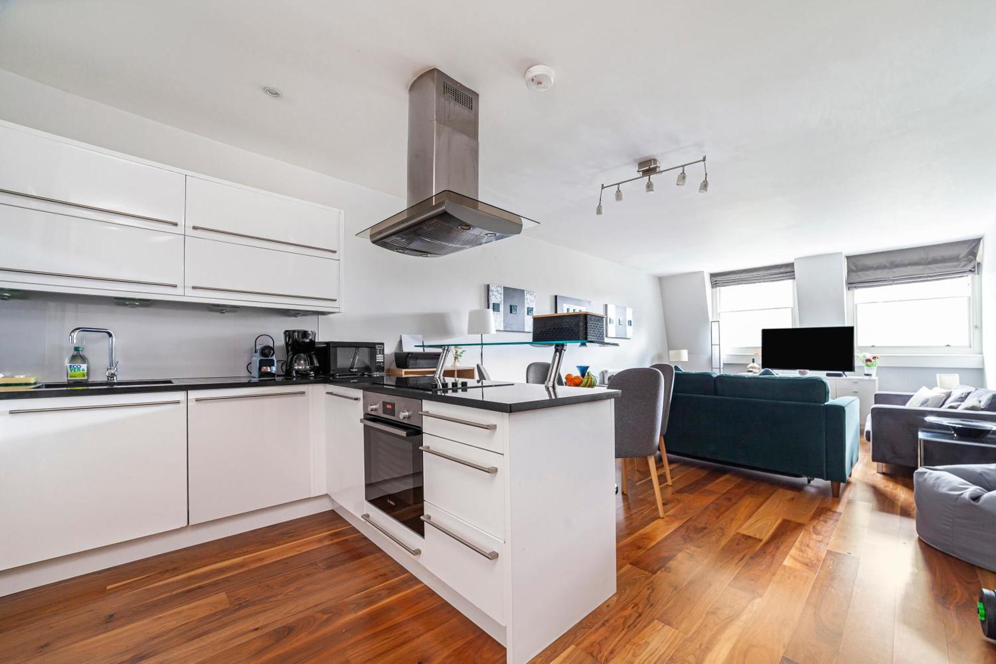 Deluxe Holborn Two Bedroom Apartment London Exterior photo